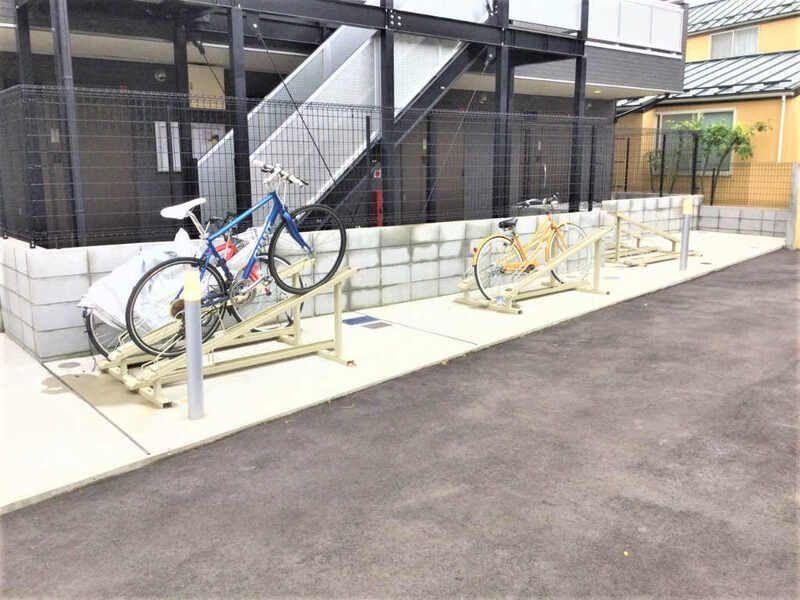 リブリ・西谷駅前