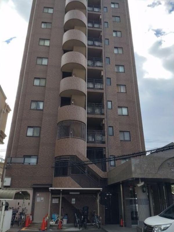 シュロス東白壁