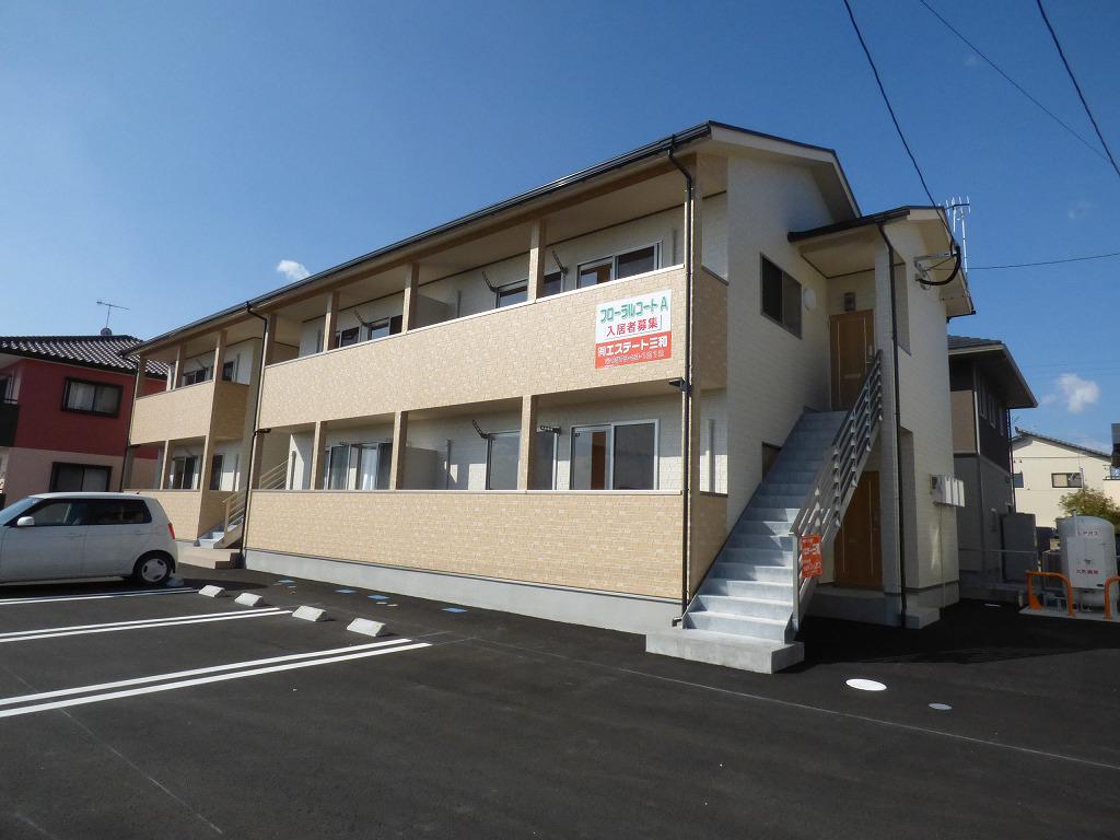 フローラルコート A棟