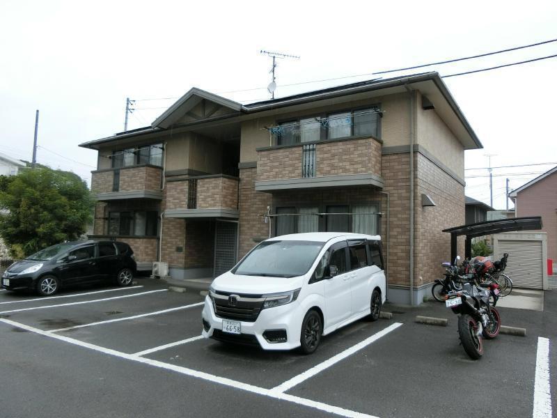 ジュネスコート片山