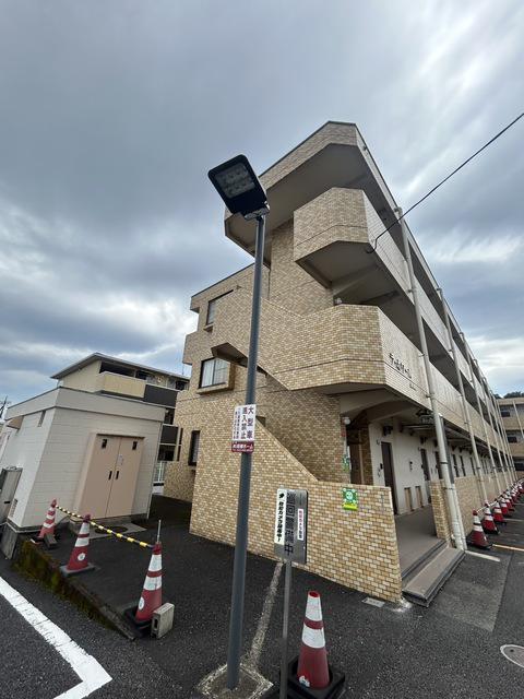 ラ・ポワール