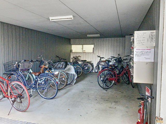 マルイマンション