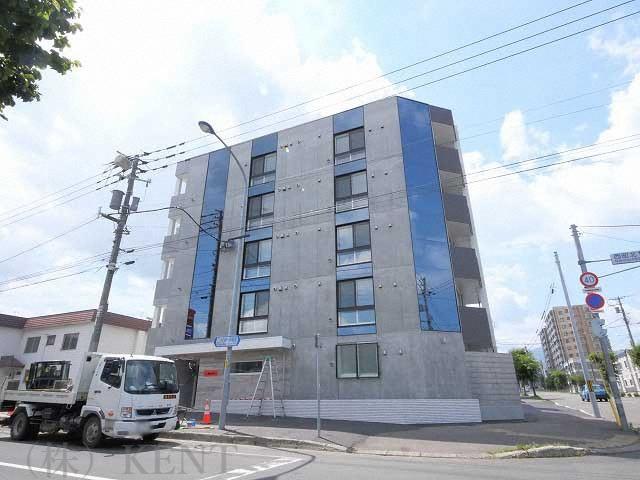 ブランシャールALAIN西町
