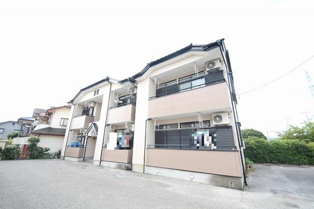 アレストクマクラ