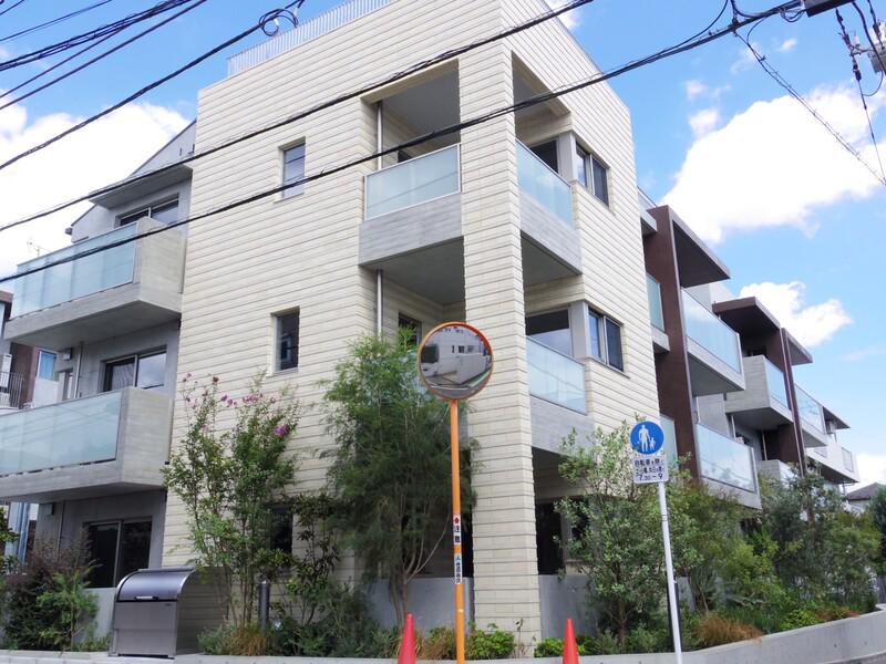 FOOTON桜新町