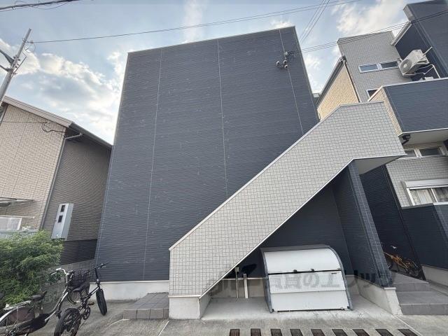 プラムハウス