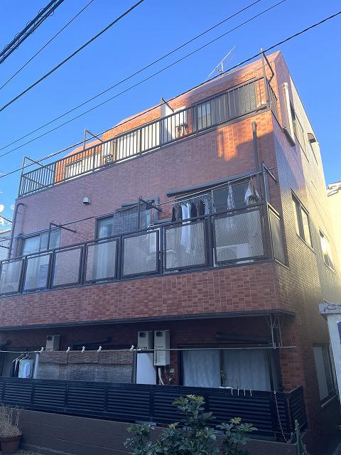 ハイツ秋山 南西向き明るい1階 駐輪場あり C