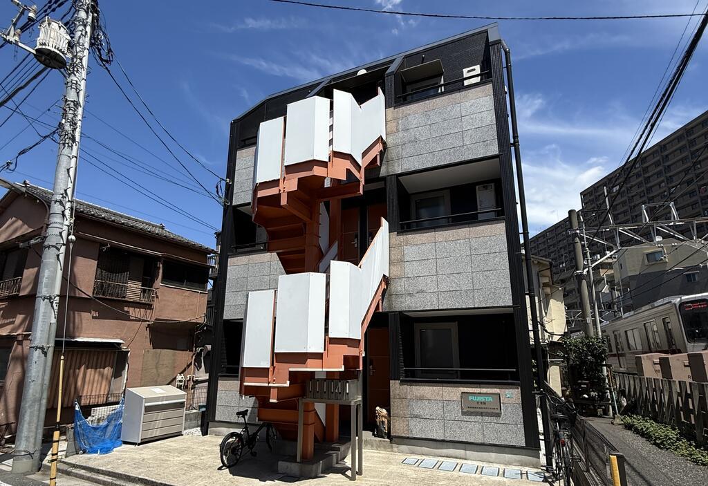 FUJISTA北池袋