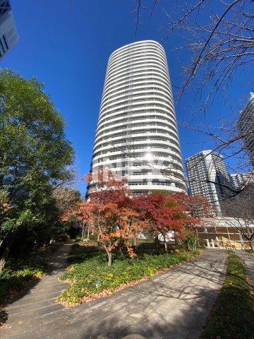 M.M.TOWERS FORESIS L