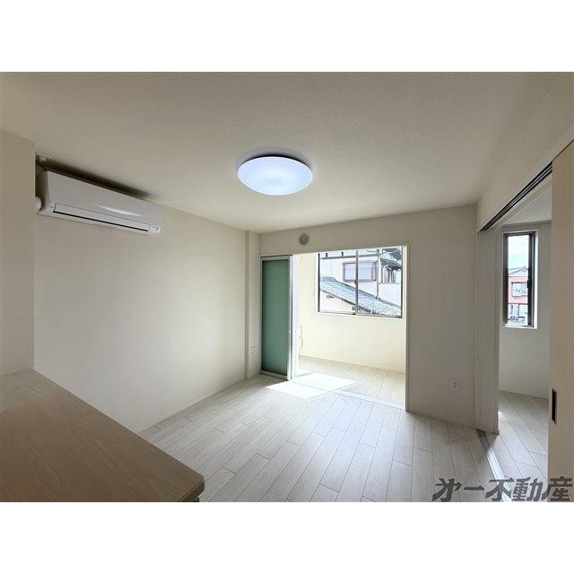 静岡県静岡市駿河区  築1年(2LDK/2階)
