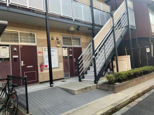 レオパレスカーサ東出