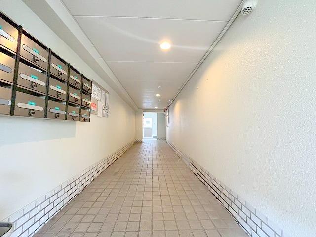 シャルル新大阪