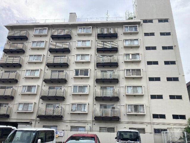 FOREST COURT ITAMI