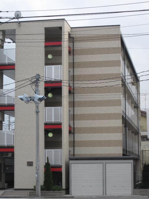 レオパレスクワトロ