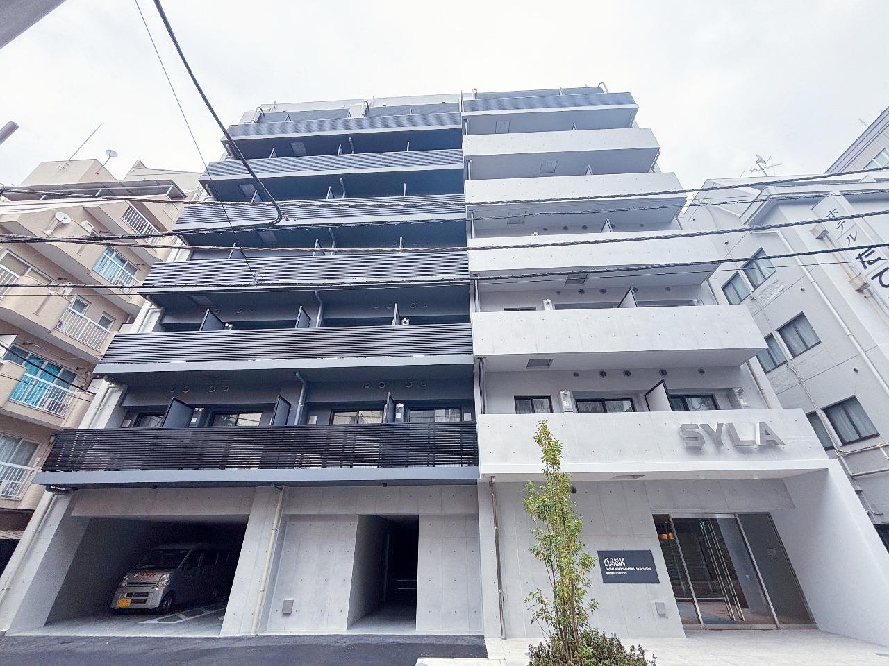 DASH LIVING SHINJUKU SANCHOME - 1BR