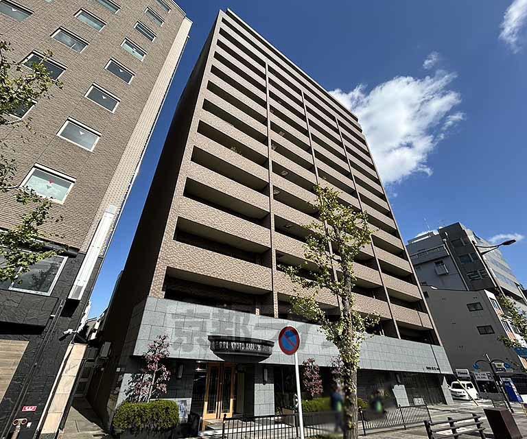 LEGAL京都烏丸五条通