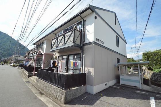 エモーションC棟
