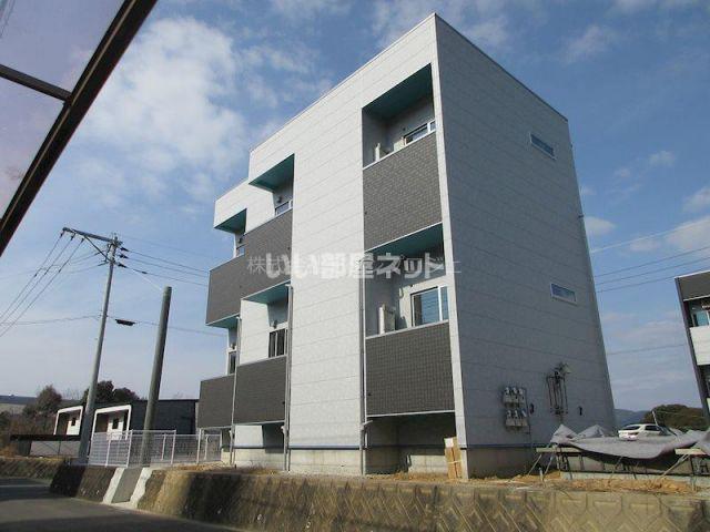 MODERN PALAZZO貝津VOGUE