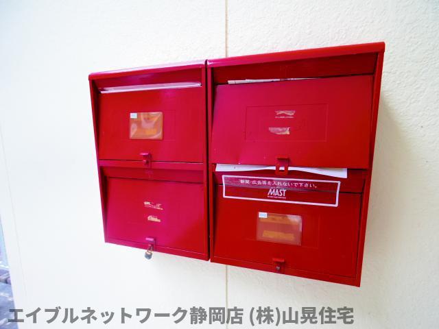 ワールドフレグランス青山B棟