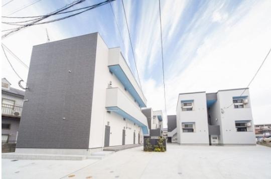 RESIDENCE JUN