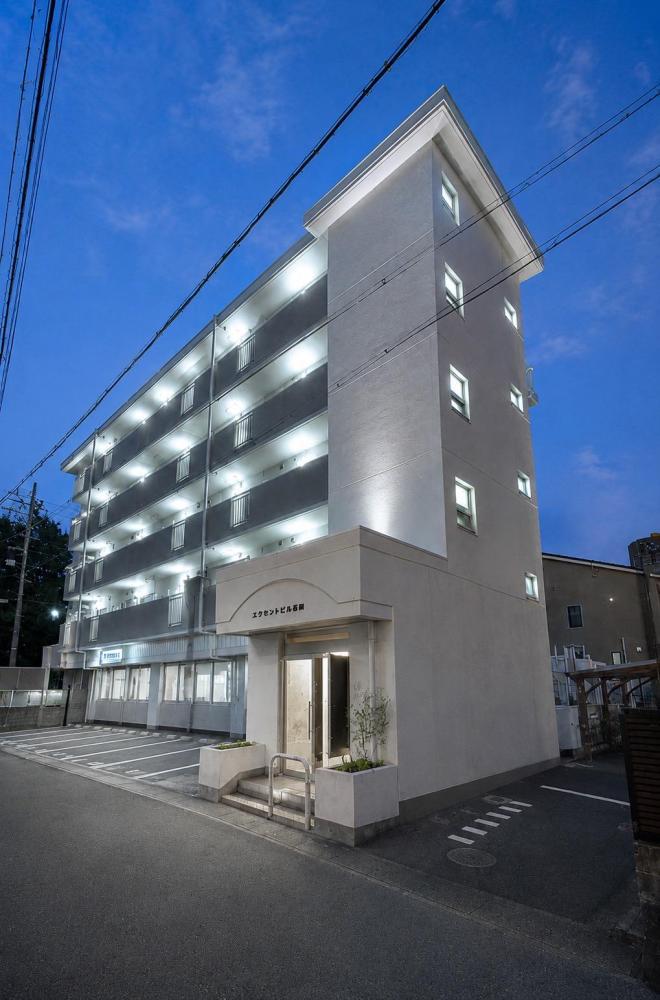 エクセントビル石川