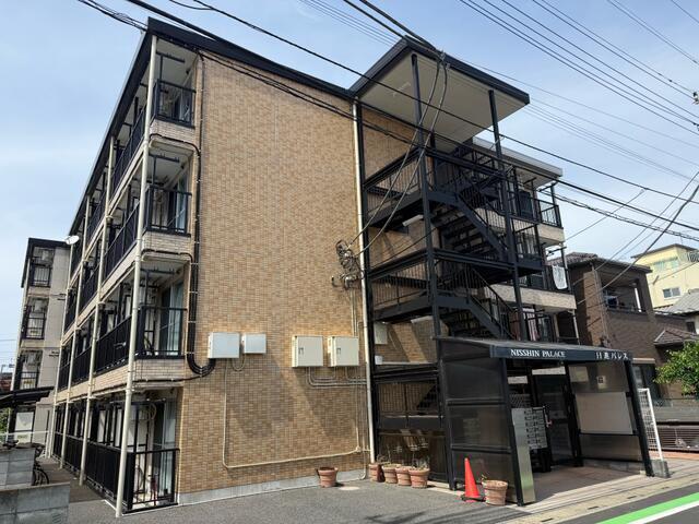 日進パレス