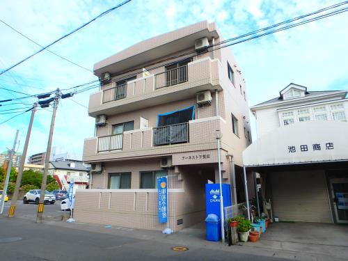 アーネスト下荒田