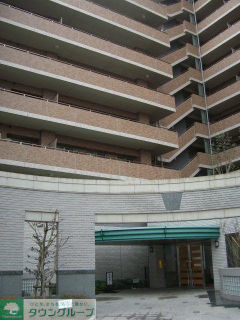 ルネ・アイン