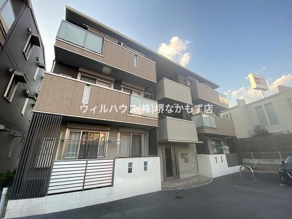 ファミール タカゼン E棟