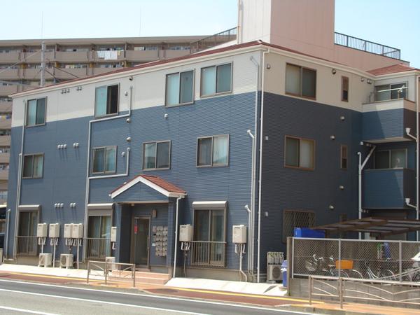 京急本線 生麦駅 徒歩3分 3階建 築15年