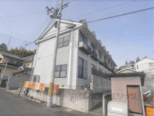 レオパレスドルフィン