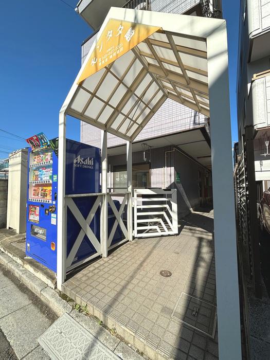 モンタタ館