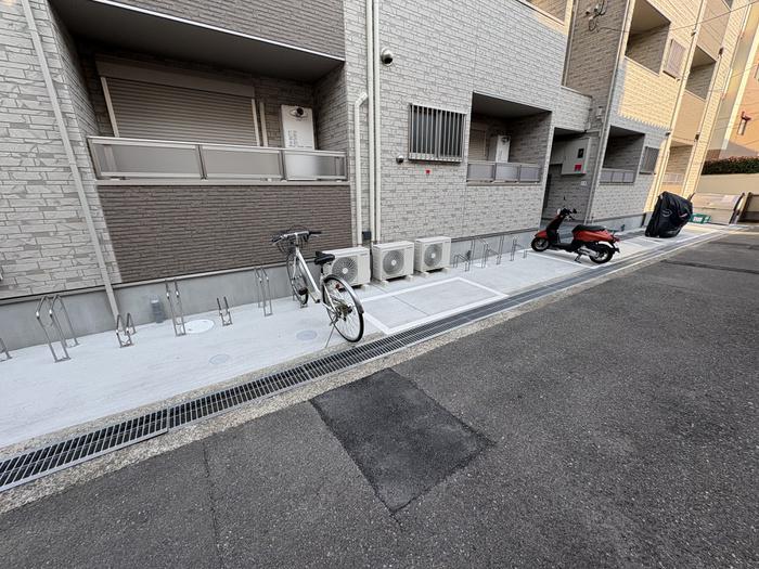 HARU吹田FRONT