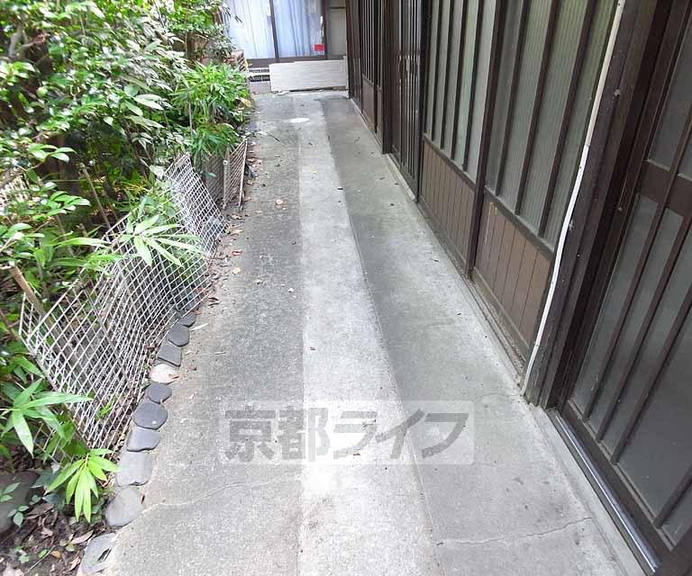 緑のはなれ