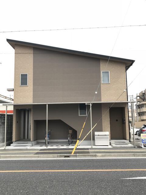 エトランス小松町B(1K/1階)