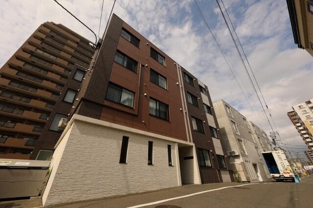 LUXE MARUYAMA