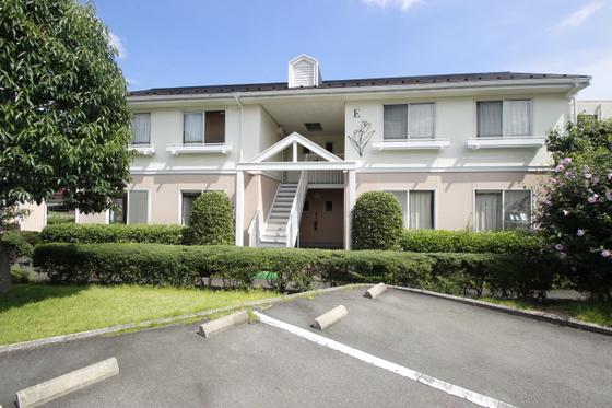 グランドール中山E棟