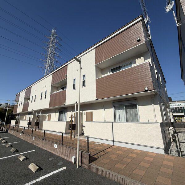 クロバーハイツB棟