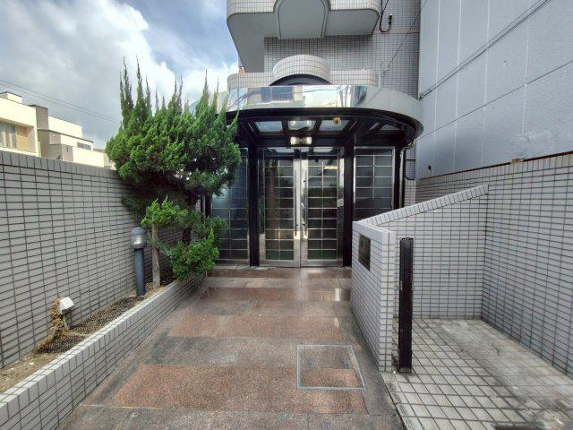 ラフォーレ花園