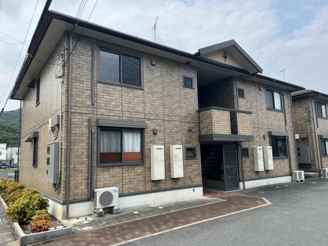 グレイスシャトル山口 A棟