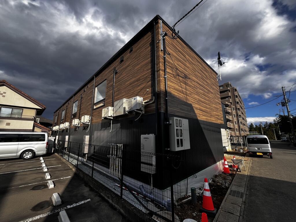 GARAGE VILLA SHIVERS B