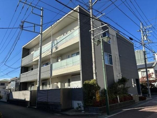 カーサフェリーチェルビア