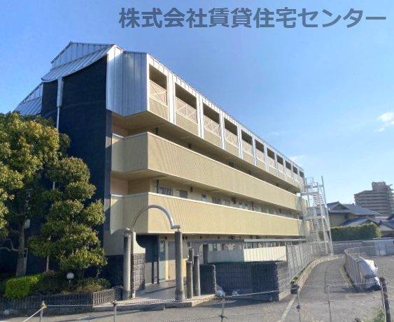 カーサー川口