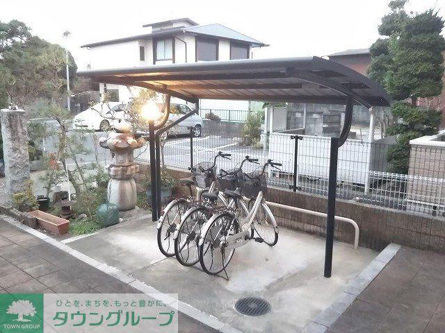 レオパレスガーデン 光