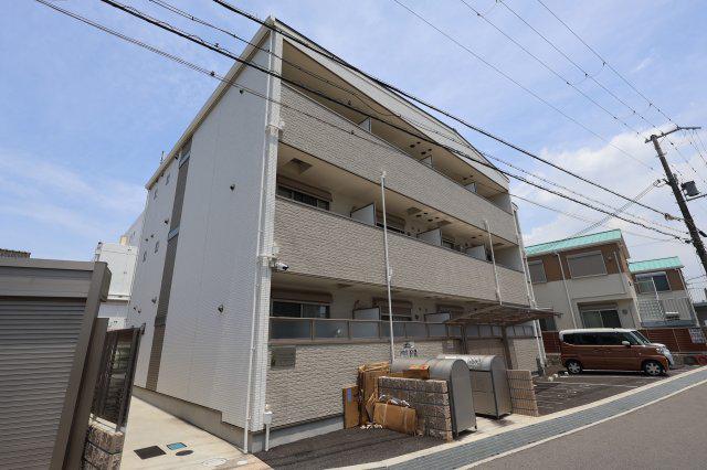 クリエオーレ南新町