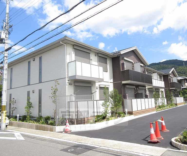 シャーメゾン日野