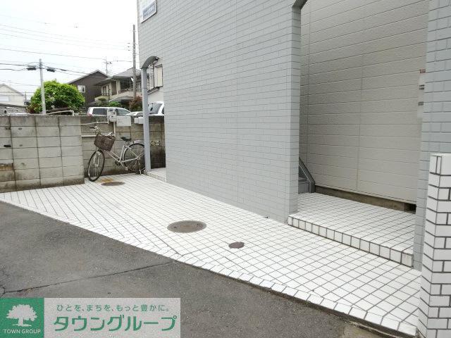 カーサナガカワ
