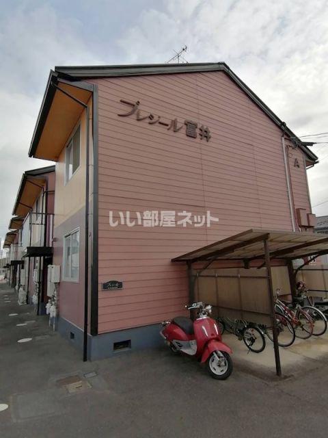 プレジール富井A棟