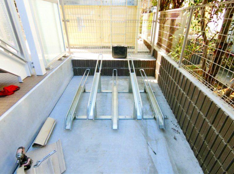 東武伊勢崎線 新田駅(埼玉) 徒歩13分 3階建 築9年