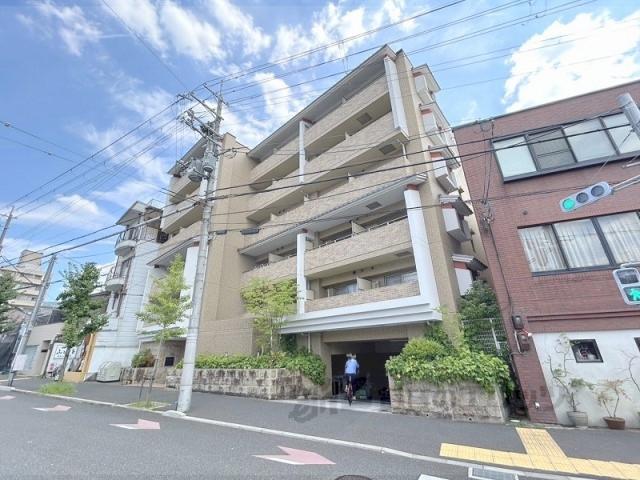 プレサンス京大東